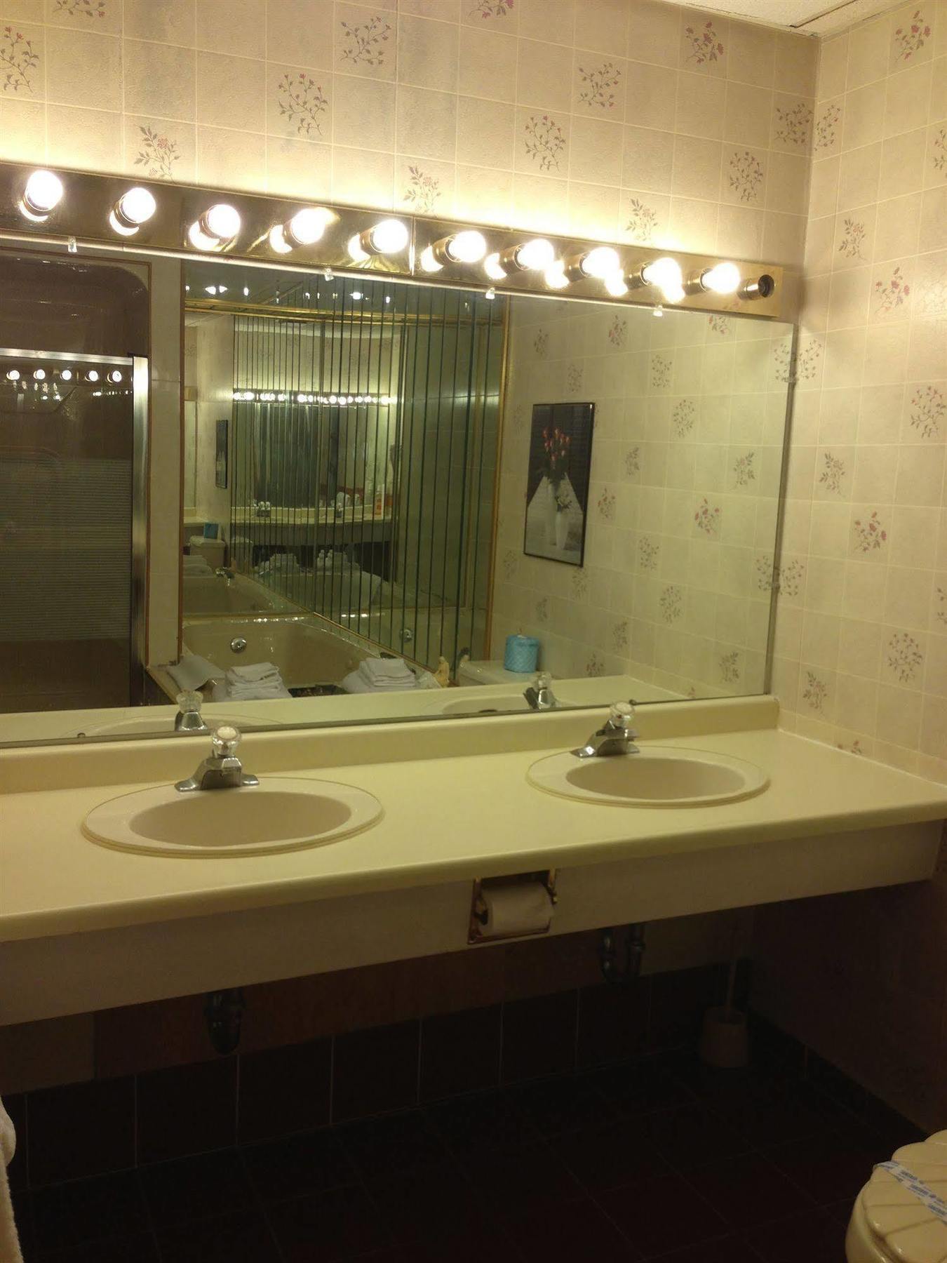 Niagara Parkway Court Motel Esterno foto